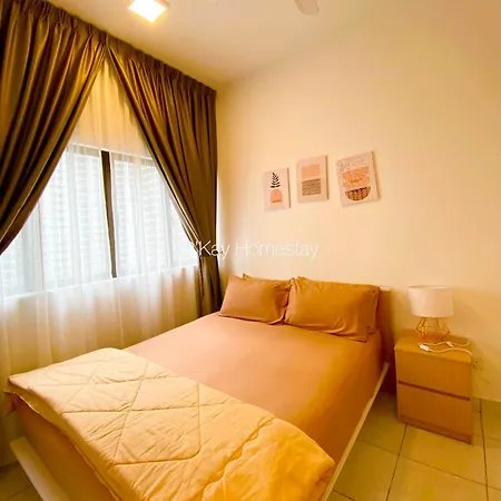 Pool View Suites With Rooftop Pool At Youth City Nilai By D'Kay Homes, Near Usim Klia Exterior photo