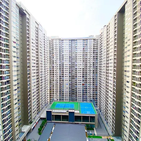 Pool View Suites With Rooftop Pool At Youth City Nilai By D'Kay Homes, Near Usim Klia Exterior photo