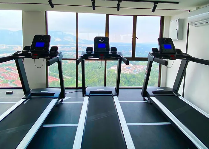 Pool View Suites With Rooftop Pool At Youth City Nilai By D\'Kay Homes, Near Usim Klia