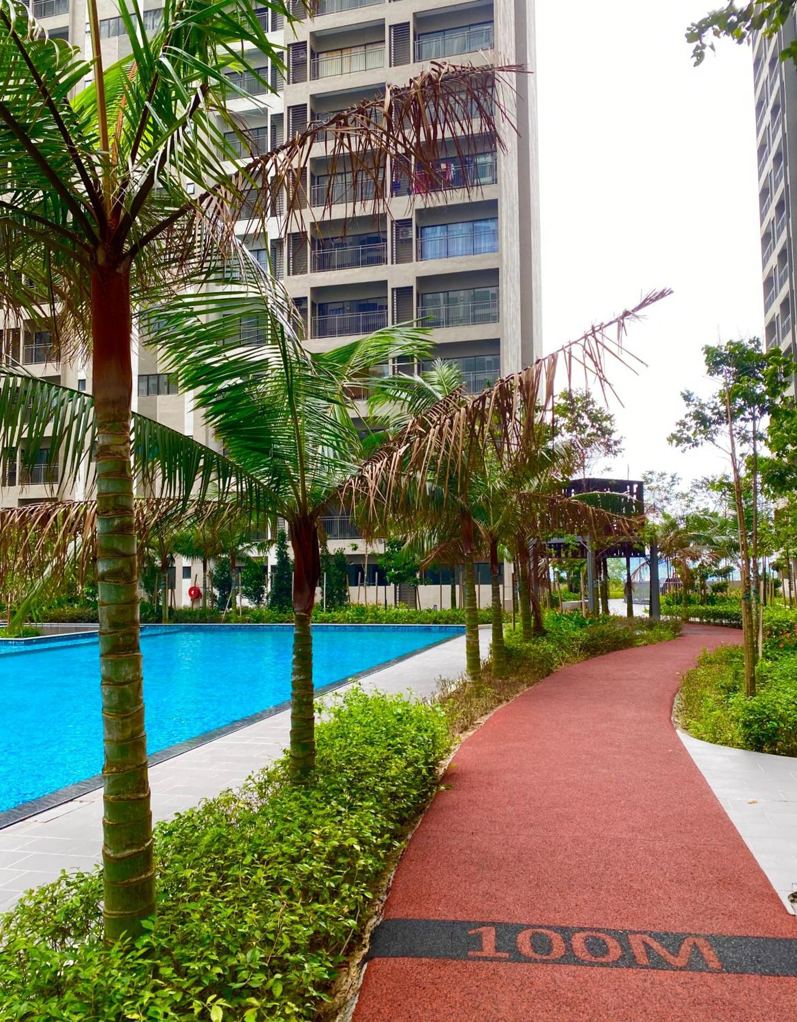 Pool View With Rooftop Pool At Youth By D'kay Homes, Near Usim Klia Apartment Nilai