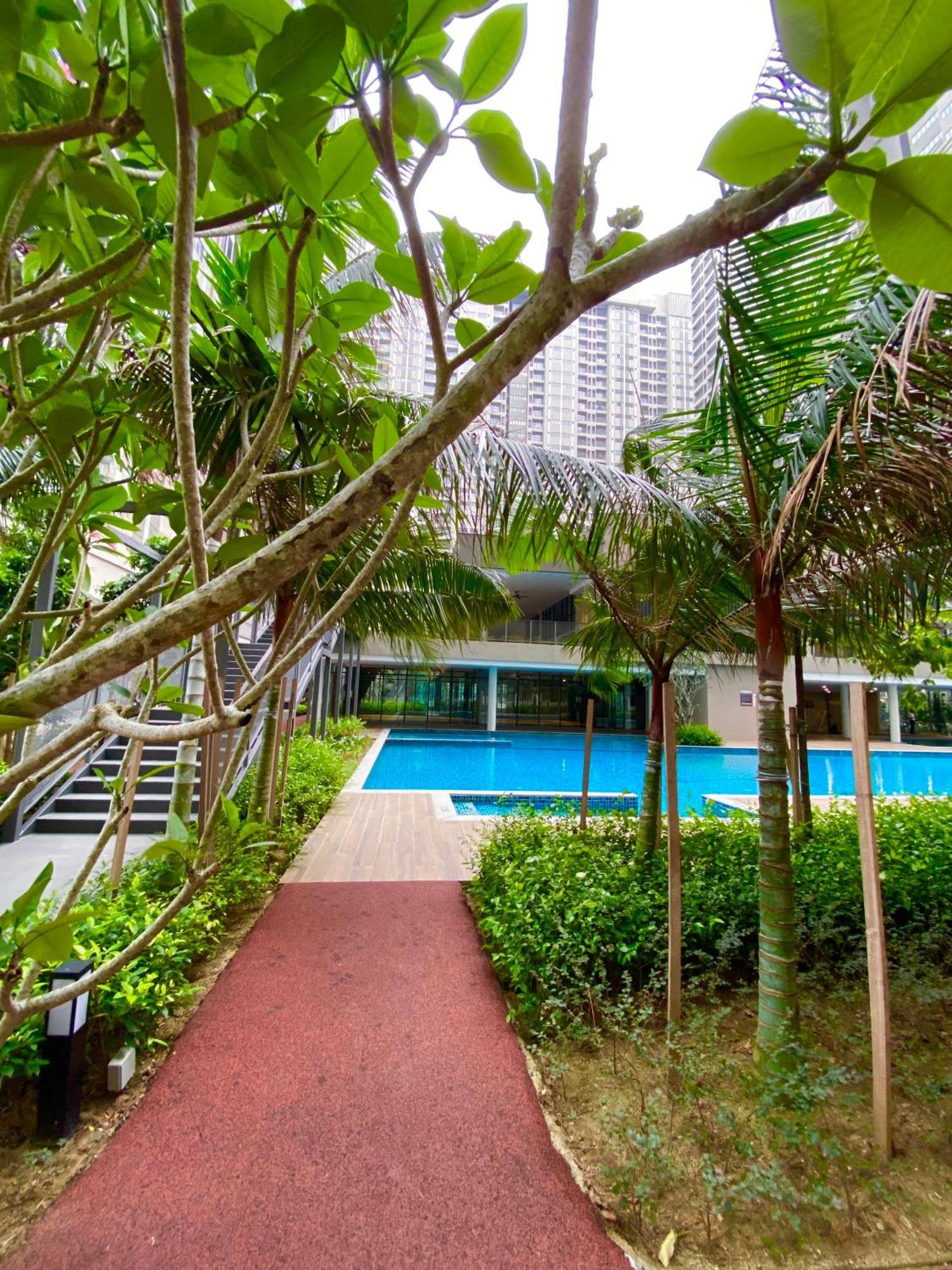 Pool View With Rooftop Pool At Youth By D'kay Homes, Near Usim Klia * Nilai